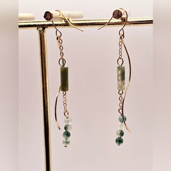 Fashion Jewelry Jewelry - Elegant Green Beaded Earrings